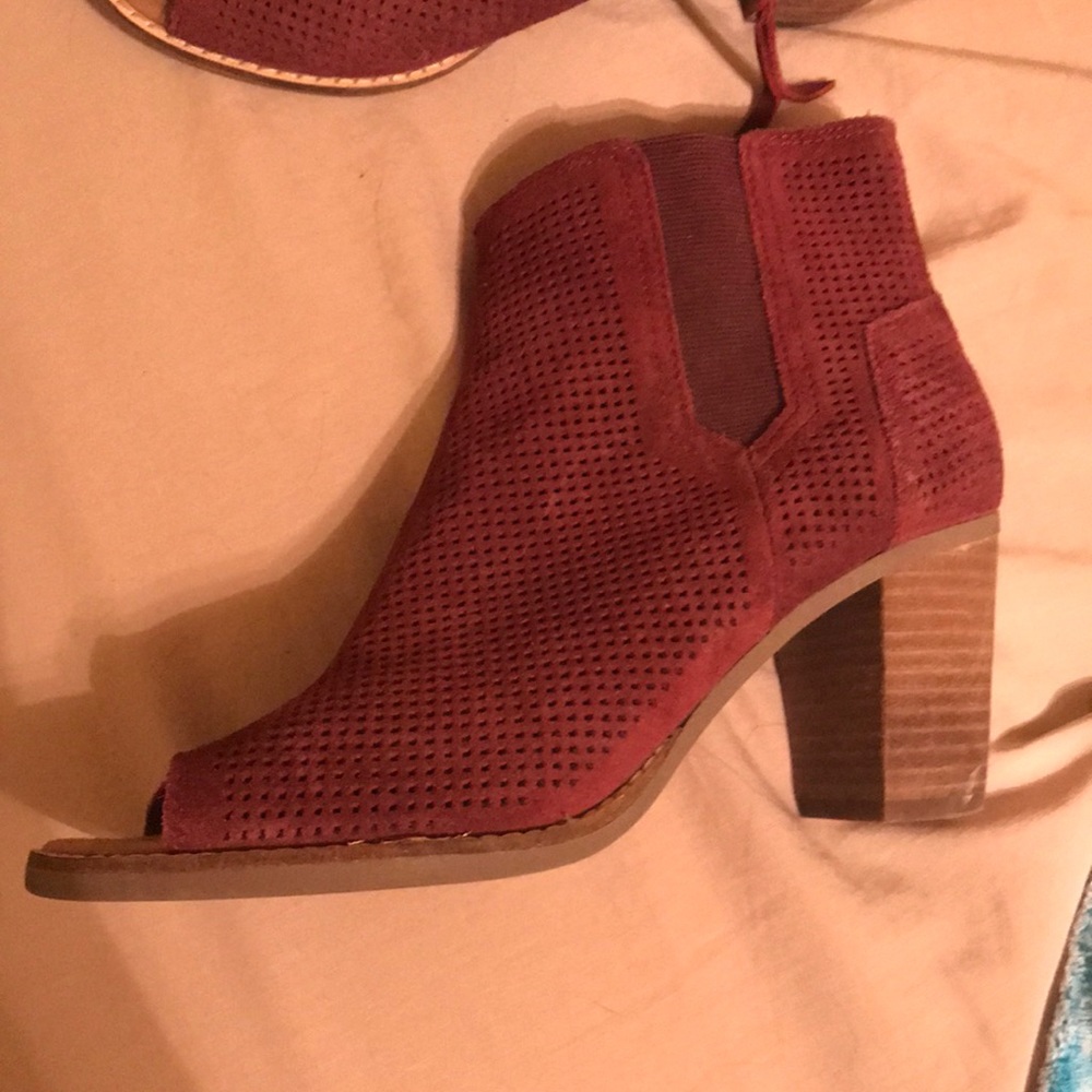 Toms booties